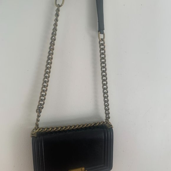 Chanel Boy Bag - Picture 6 of 10